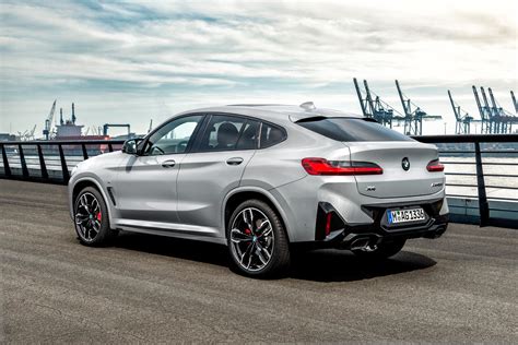 2022 BMW X4 Design and Features